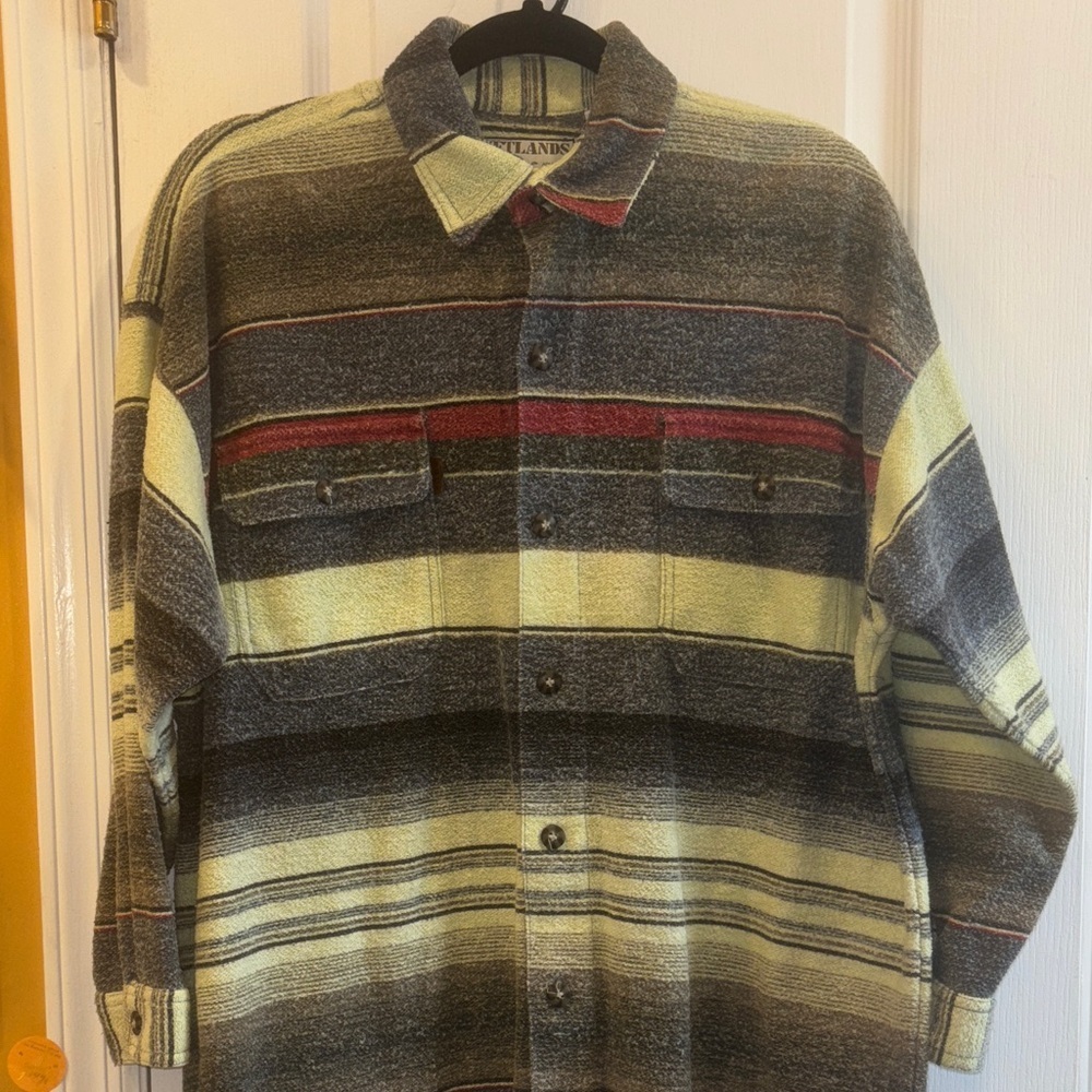 BUGLE BOY WETLANDS OUTDOOR APPAREL
CHARTREUSE/MINTY GREEN BLUE RED SHACKET